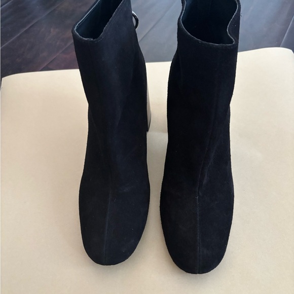 Zara Black Faux Suede Ankle Booties - Picture 1 of 7